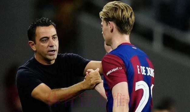 每体:哈维希望德容复出战皇马 球员有望加入合练 每体:哈维希望德容复出战皇马 球员有望加入合练